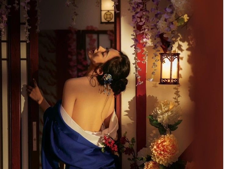 Kiểu mặc này cũng thường xuyên được hot gymer Nam Định ứng dụng trong các bộ ảnh thời trang.