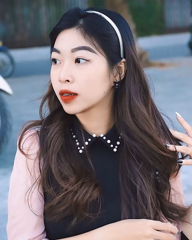 Đặc biệt là vừa qua Trà My đã đăng kí tham gia và lọt Top 20 cuộc thi Press Beauty - một cuộc thi sắc đẹp dành cho sinh viên của Học viện Báo chí và Tuyên truyền.