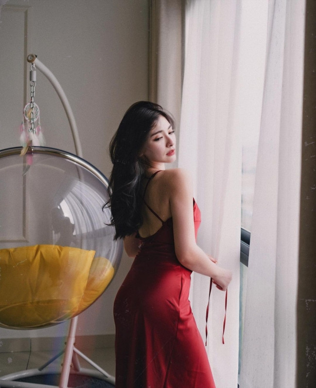 Cách đây không lâu, tài khoản cũ của Vivian bị xóa do nghi ngờ có nội dung không phù hợp.