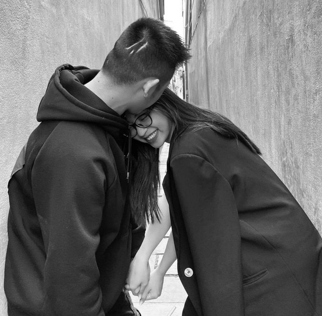 Đầu năm 2021, hàng loạt couple công khai chuyện tình cảm. Một trong những nhân vật đó là Nhật Lê.