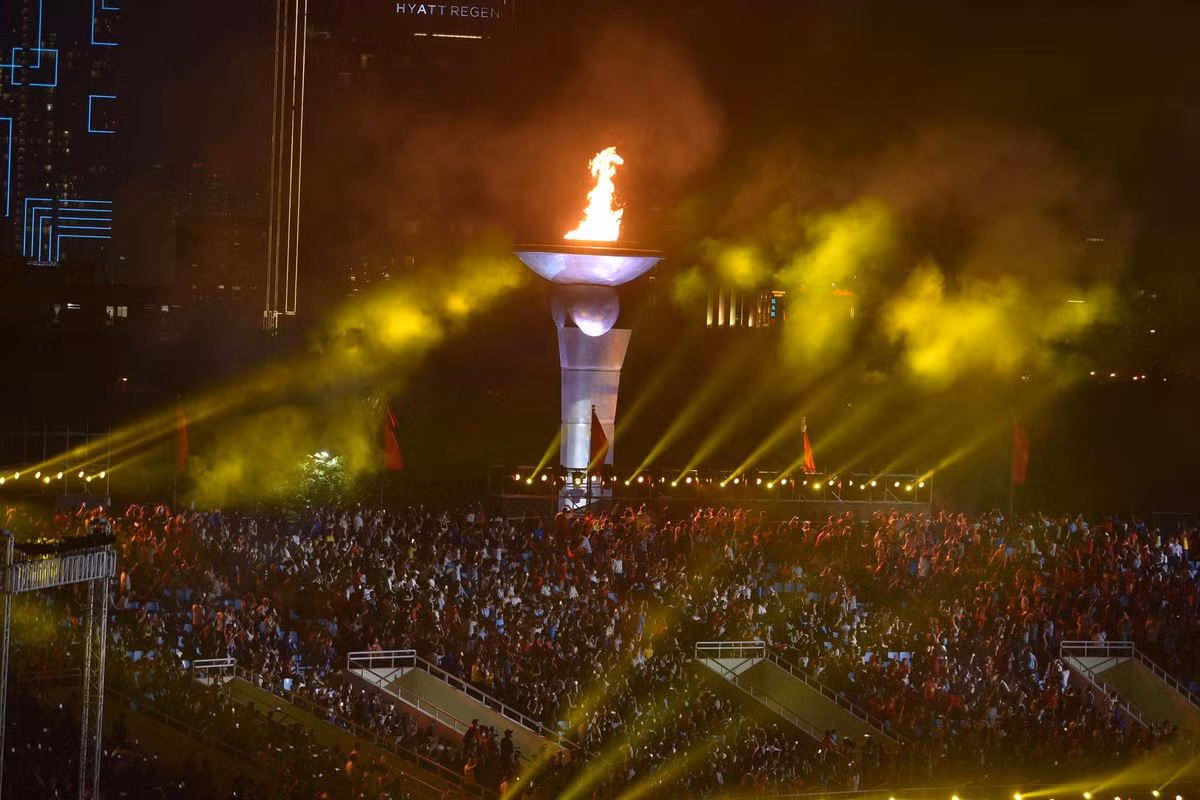 Những hình ảnh xuất hiện trong Lễ khai mạc SEA Games 31 được kết hợp với những công nghệ hiện đại mà thế giới đã sử dụng tại các kỳ Thế vận hội Olympic tại Rio (Brazil), Tokyo (Nhật Bản)... cùng nhiều đại hội thể thao lớn.