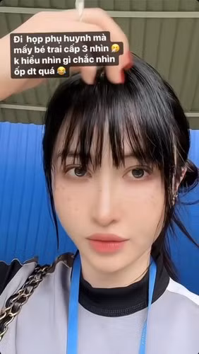 Nhiều người còn cho rằng nhìn cam thường mới thấy nhan sắc của Mina Phạm đã bị filter hay các app chụp hình dìm đi ít nhiều.