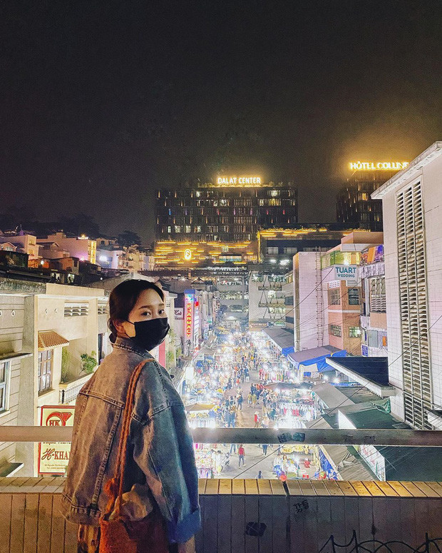 Tận dụng việc vé máy bay đang giảm giá quá rẻ, nhiều bạn trẻ đã lên kế hoạch tranh thủ thời điểm dịch Covid-19 để tới Đà Lạt du lịch.