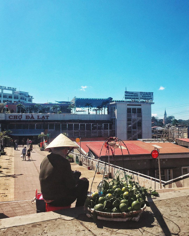 Chợ Đà Lạt nơi có góc sống ảo "tiểu Hong Kong" quen thuộc với giới trẻ trở nên khá vắng vẻ trong mùa dịch Covid-19.