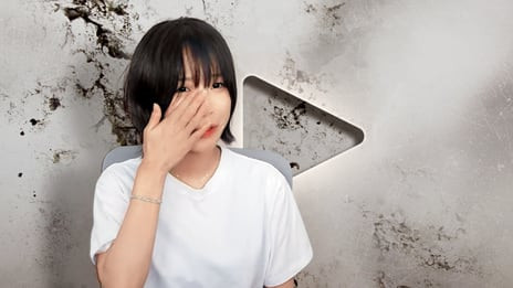 Mọi chuyện kéo dài trong 4 năm. Tzuyang phải đệ đơn kiện bạn trai cũ về các tội xâm hại tình dục, gây thương tích, tống tiền. Nhưng vụ án đã khép lại khi người bạn trai cũ này tự kết liễu đời mình.