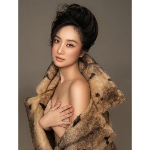 Nếu theo dõi Jun Vũ netizen có thể nhận ra rằng cô nàng ngày càng có nhiều thay đổi về phong cách thời trang.