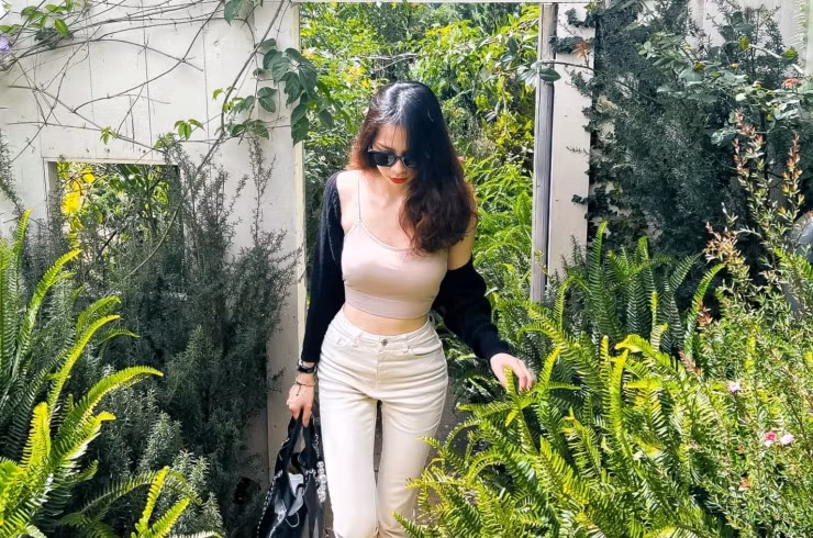 Không chỉ giỏi giang mà Khánh Linh còn sở hữu thân hình và phong cách nhiều cô gái mơ ước