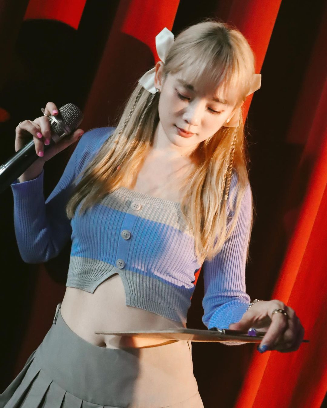 Trên trang Instagram cá nhân, người đẹp này thường xuyên đăng tải hình ảnh, video tập thể dục.