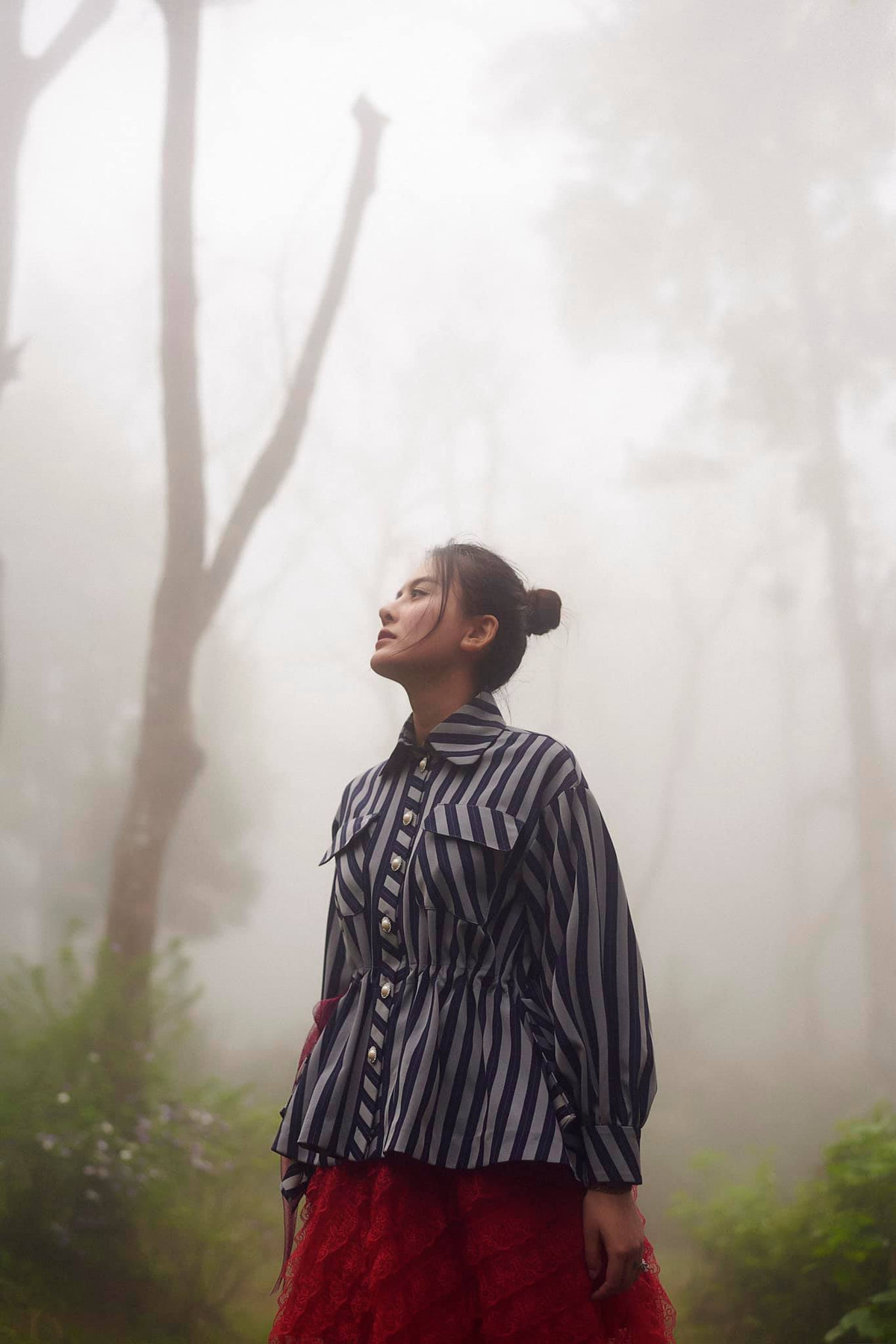 Hà Lade đã sang tận Hàn Quốc để có được nhan sắc như ý muốn. Hiện tại, nhan sắc của cô đã ổn định hơn nhiều.