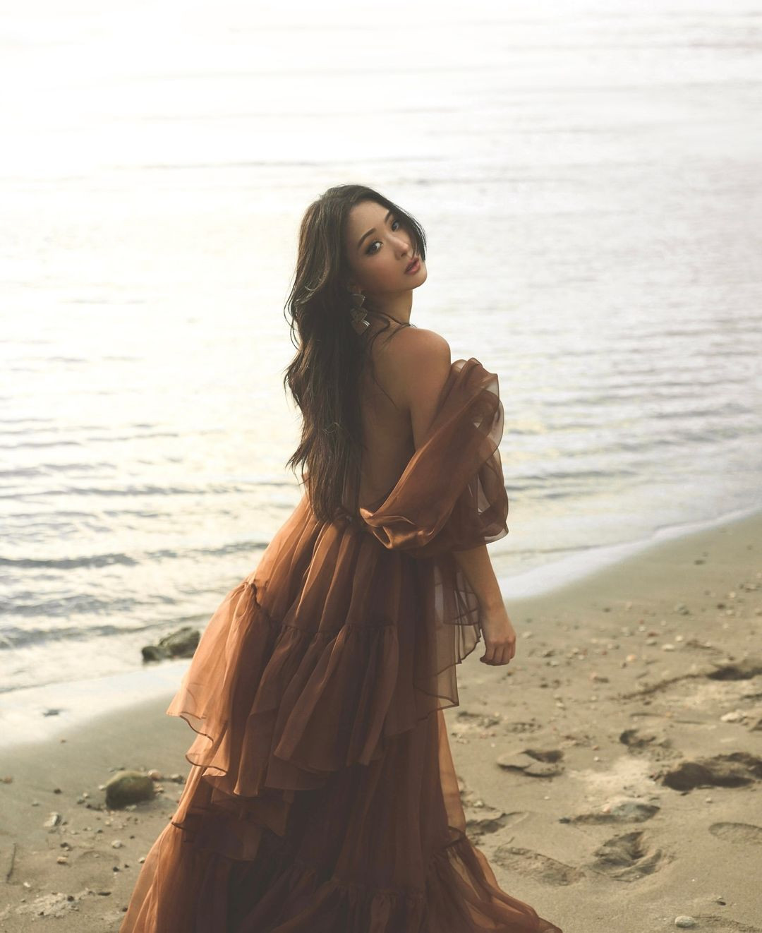 Sau khi trở về nước, Aimee tự phát triển sự nghiệp của riêng mình. Cô vừa là nhà thiết kế trang sức, người mẫu quảng cáo, doanh nhân và là đồng sáng lập Breeze Center - trung tâm thương mại lớn ở Đài Bắc.