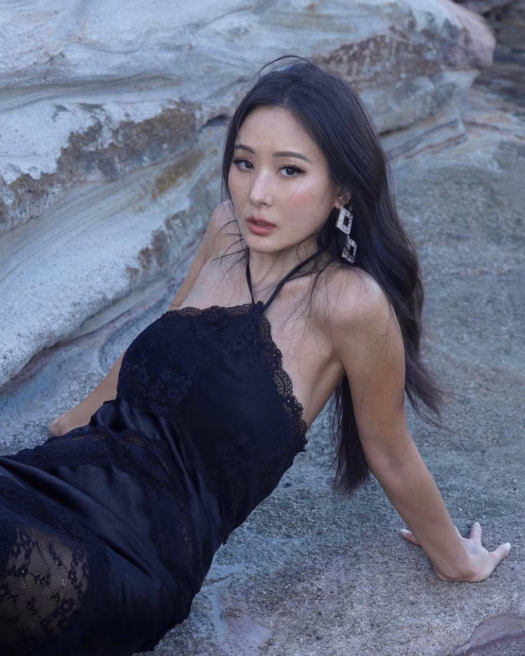 Chồng Aimee là doanh nhân thành đạt Henri Liao - con trai chủ tịch tập đoàn Breeze. Nhờ mối quan hệ của gia đình, 2 người quen biết nhau từ năm 13 tuổi và nhanh chóng tiến đến hôn nhân vào năm 1999, khi cô mới 21 tuổi.