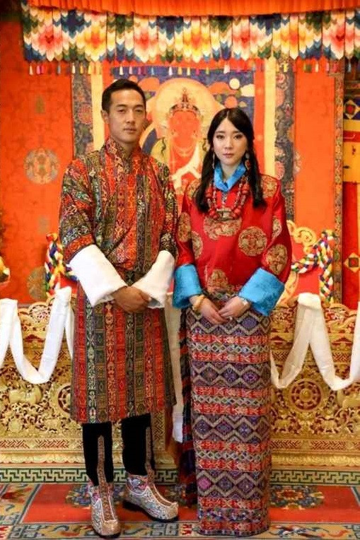 Giống như các thành viên khác của Hoàng gia Bhutan, Công chúa Eeuphelma sống rất kín tiếng, chỉ xuất hiện trước công chúng trong những dịp đặc biệt. Không chỉ gây chú ý vì nhan sắc nổi bật, cô còn được khen có phong thái từ tốn, nhã nhặn và thanh lịch.