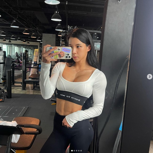 Kim Ha Yeon từng sở hữu hình thể mảnh mai, nhỏ nhắn phù hợp với tiêu chuẩn vẻ đẹp được ưa chuộng tại Hàn Quốc.