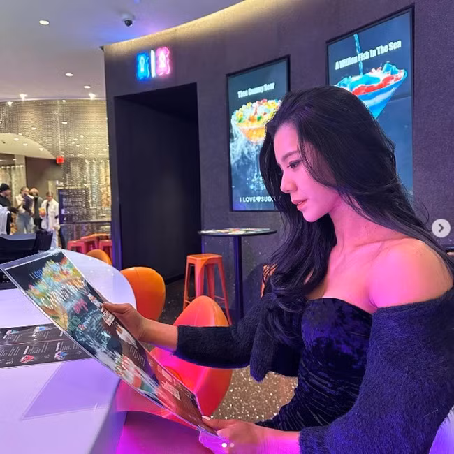 Để tăng khối lượng cơ bắp, Kim Ha Yeon phải bổ sung lượng đạm lớn trước mỗi khi lên sàn đấu. Ngoài ra, cô ăn nhiều hoa quả tươi để bổ sung thêm vitamin và khoáng chất, giúp cơ thể không gặp tình trạng mệt mỏi, kiệt sức khi tập nặng.