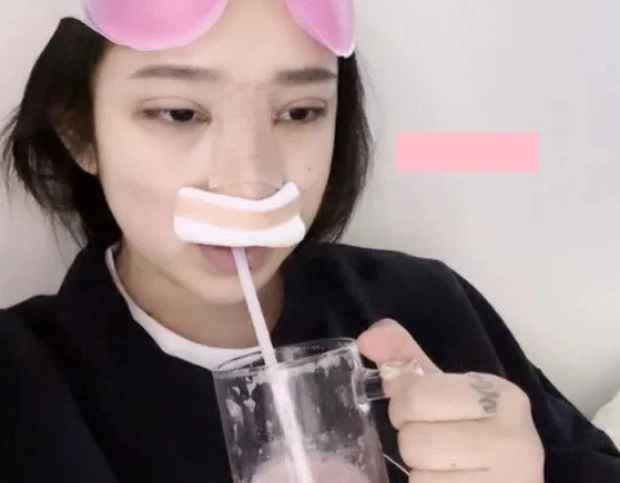 Sau khi ra viện, con gái nữ minh tinh quá cố Choi Jin Sil tập trung giảm cân, ngày nào cũng đến phòng tập và thực hiện chế độ ăn kiêng nghiêm ngặt.