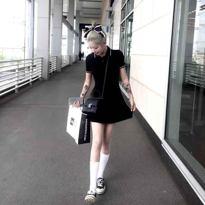 Năm 2021, Joon Hee bắt đầu chỉnh sửa mũi và cắt mí mắt nhưng chưa thực sự thành công nên cô cảm thấy không hài lòng. Vì vậy đến tháng 3/2023, cô tiếp tục sửa lại hai bộ phận này và công khai quyết định của mình.