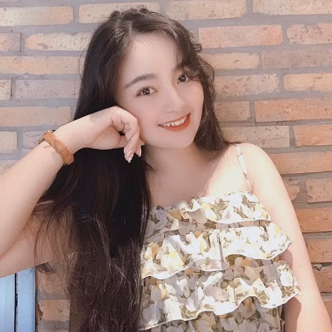 Cô dâu Cần Thơ từng chia sẻ, cô nàng rất hạnh phúc khi nhận được những món quà cưới giá trị từ người thân và bạn bè. Sự quan tâm và những lời chúc phúc của dân mạng dành cho vợ chồng cô giúp đám cưới thêm phần trọn vẹn.