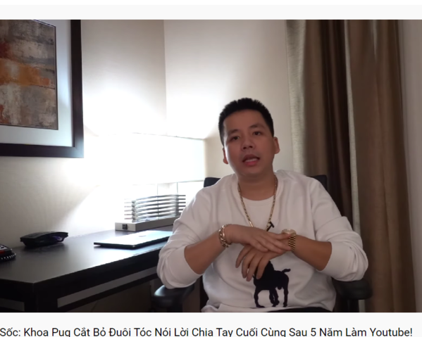 Cứ ngỡ sau động thái ấy, chàng Youtuber có tên đầy đủ Nguyễn Anh Khoa vẫn sẽ tiếp tục đồng hành và quay clip cống hiến cho khán giả, những người hâm mộ. Nhưng mới đây, trên kênh YouTube anh chàng này đã đăng một video với caption: “Khoa Pug Cắt Bỏ Đuôi Tóc Nói Lời Chia Tay Cuối Cùng Sau 5 Năm Làm Youtube!”.