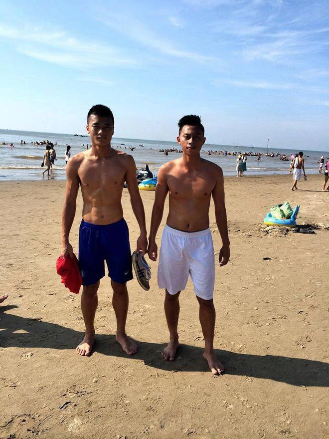 Ngoại hình Bùi Tiến Dũng luôn nổi bật giữa đám đông.