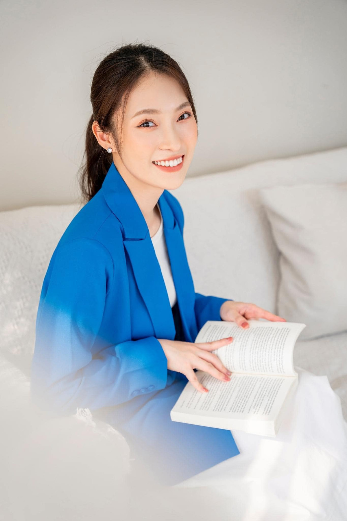 Trên trang các nhân mới đây, Trần Khánh Vy đã chỉ ra bí kíp năng suất cho những người cuối năm đầy sống động cho các bạn trẻ. Đặc biệt với mục tiêu kép là phục hồi thể chất lẫn tinh thần sau những ngày bận rộn.