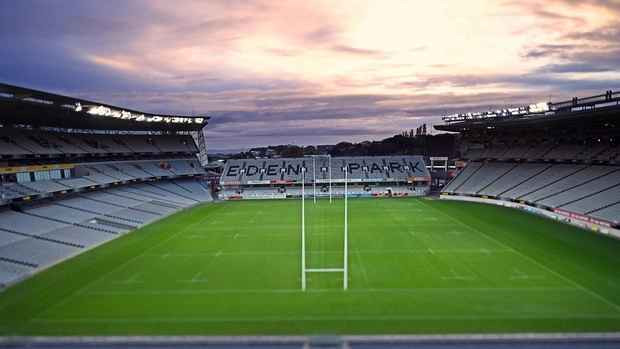 Sức chứa tối đa của Eden Park là 60.000 chỗ ngồi. Tuy nhiên, tại World Cup nữ năm nay, sân đấu sẽ chỉ đón tối đa 48.276 người do những quy định về an toàn của FIFA. Ở giải đấu lớn nhất của bóng đá nữ thế giới năm nay, sân vận động này sẽ đăng cai tổ chức 9 trận đấu. Trong số này có 6 trận vòng bảng, 1 trận vòng 1/8, 1 trận tứ kết và 1 trận bán kết.