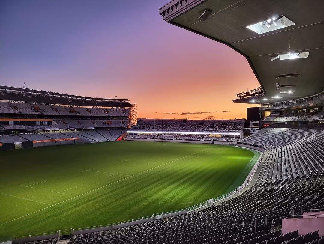 Lần gần nhất một trận đấu bóng đá quốc tế được tổ chức ở sân đấu này là màn đối đầu giữa đội tuyển New Zealand và đội khách Australia năm 2002. Đến nay, Eden Park đã từng tổ chức 2 kỳ Rugby World Cup và 2 kỳ Cricket World Cup.