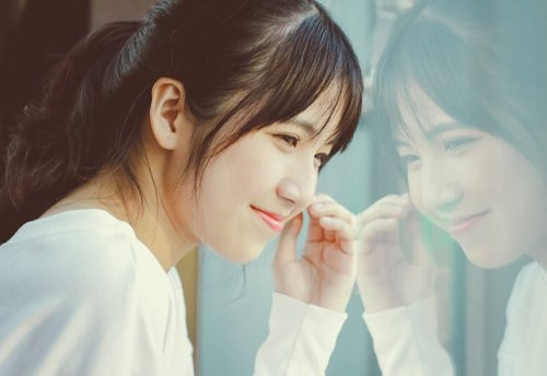 Nói về thời gian học tập tại Nhật, Lan Thy bày tỏ: "Tôi phải tự quản lý cuộc sống cũng như chi tiêu của bản thân. Tôi tự tin hơn vì có những mục tiêu rõ ràng. Mỗi ngày thức dậy, tôi đều biết mình phải làm gì và cố gắng theo đuổi cái gì ".