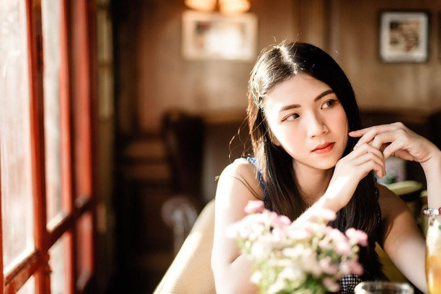 Phạm Tường Lan Thy tham gia chương trình Đường lên đỉnh Olympia năm 2015 và tạo nhiều ấn tượng bởi nhan sắc.