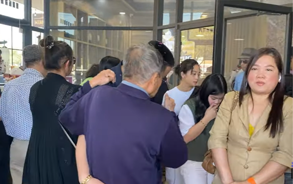 Khoa Pug cho biết mô hình lẩu của anh là lẩu xiên que nhưng ở phiên bản cao cấp hơn.