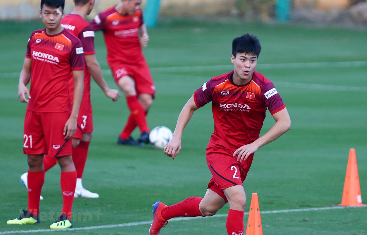 Hoan vong loai World Cup 2022 vi Covid-19, DTQG Viet Nam duoc loi gi?