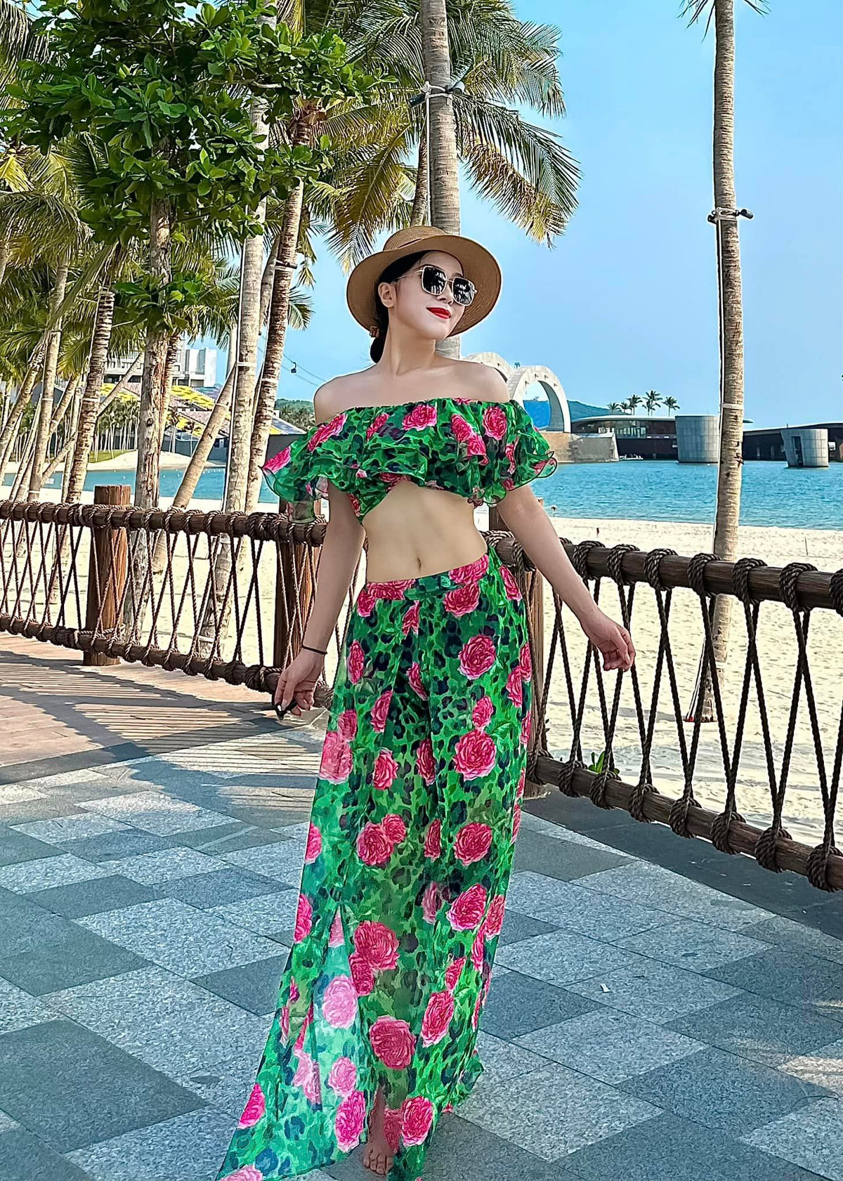 MC Phương Anh sinh năm 1998 và từng là vận động viên dancesport ở Hà Nội. Trong những năm thi đấu, cô bạn này đạt nhiều thành tích đáng nể.