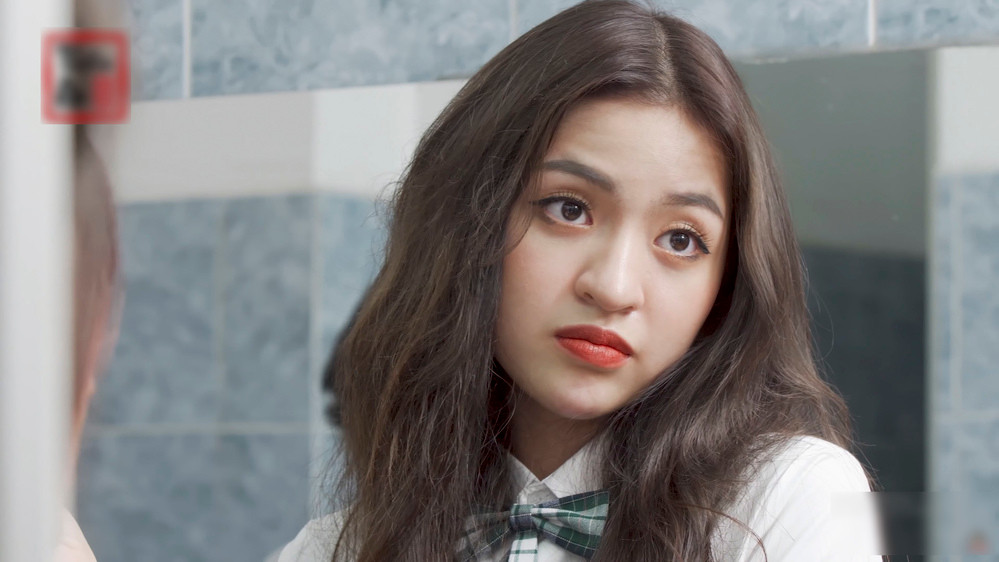 Trước đó, xuất hiện tại vòng casting của cuộc thi, Trần Thanh Tâm cũng vướng nhiều ý kiến trái chiều cho nhan sắc thật. Dân mạng hoàn toàn không thể phủ nhận diện mạo chỉn chu cùng thần sắc rạng rỡ của người đẹp khi lần đầu đi thi Hoa hậu.