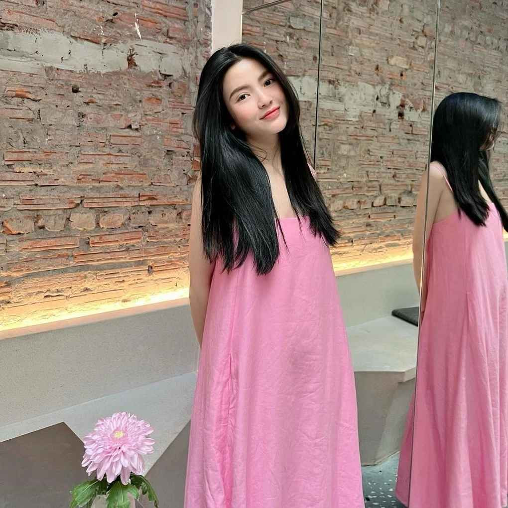 Ngoài ra, vợ sắp cưới của Quang Hải làm răng nên hai chiếc răng khểnh cũng không còn nữa.