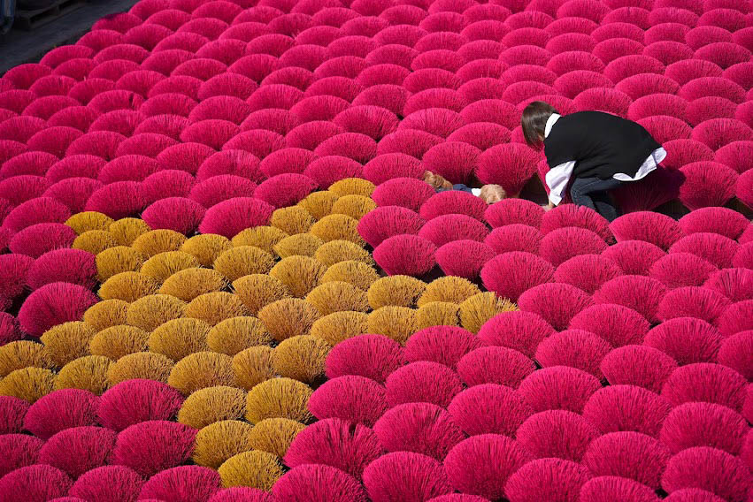 Thậm chí, nhiều người còn cho biết không ít các tác phẩm về làng hương Quảng Phú Cầu đã đoạt nhiều giải thưởng lớn.