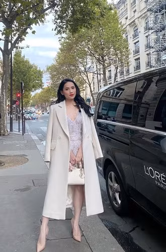 Có thể nói reviewer Võ Hà Linh (sinh năm 1992) đang là một trong những cái tên thu hút sự quan tâm của cư dân mạng.