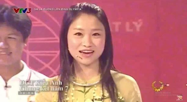 Tìm lại dàn nữ MC bí ẩn nhất lịch sử Đường Lên Đỉnh Olympia Tim lai dan nu MC bi an nhat lich su Duong Len Dinh Olympia