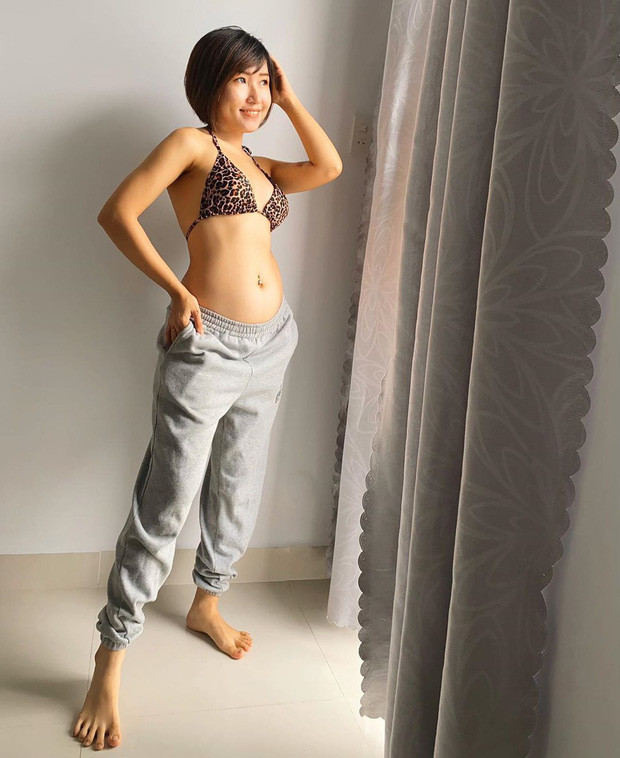 Chính từ những chia sẻ trên của Uyên Pu có thể thấy việc bầu bì không làm khó cô nàng ở bất kì điều gì.