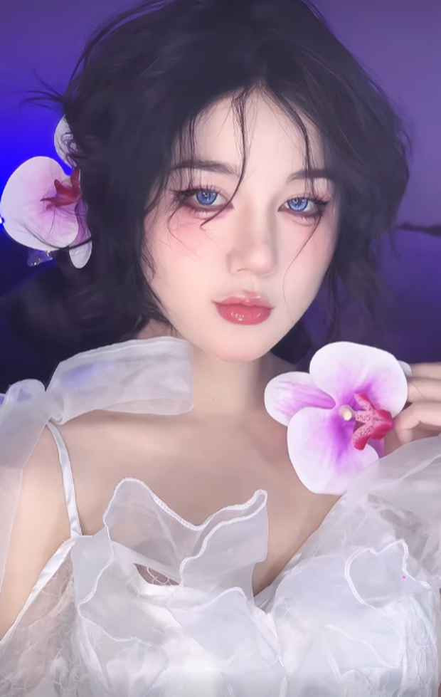 Chia sẻ video này, Thiên Thy phô bày hình ảnh thực, tự tin vào vẻ đẹp tự nhiên. Cô thêm gần gũi với người hâm mộ và tiếp cận rộng hơn với một phần đông công chúng yêu thích sự giản dị, tự nhiên.