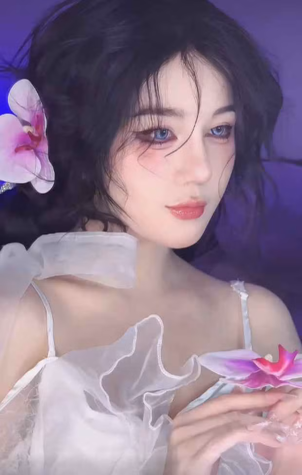 Có thể nói, yếu tố này đã và đang là bí quyết giúp Thiên Thy tỏa sáng và không ngừng phát triển trong sự nghiệp của mình.