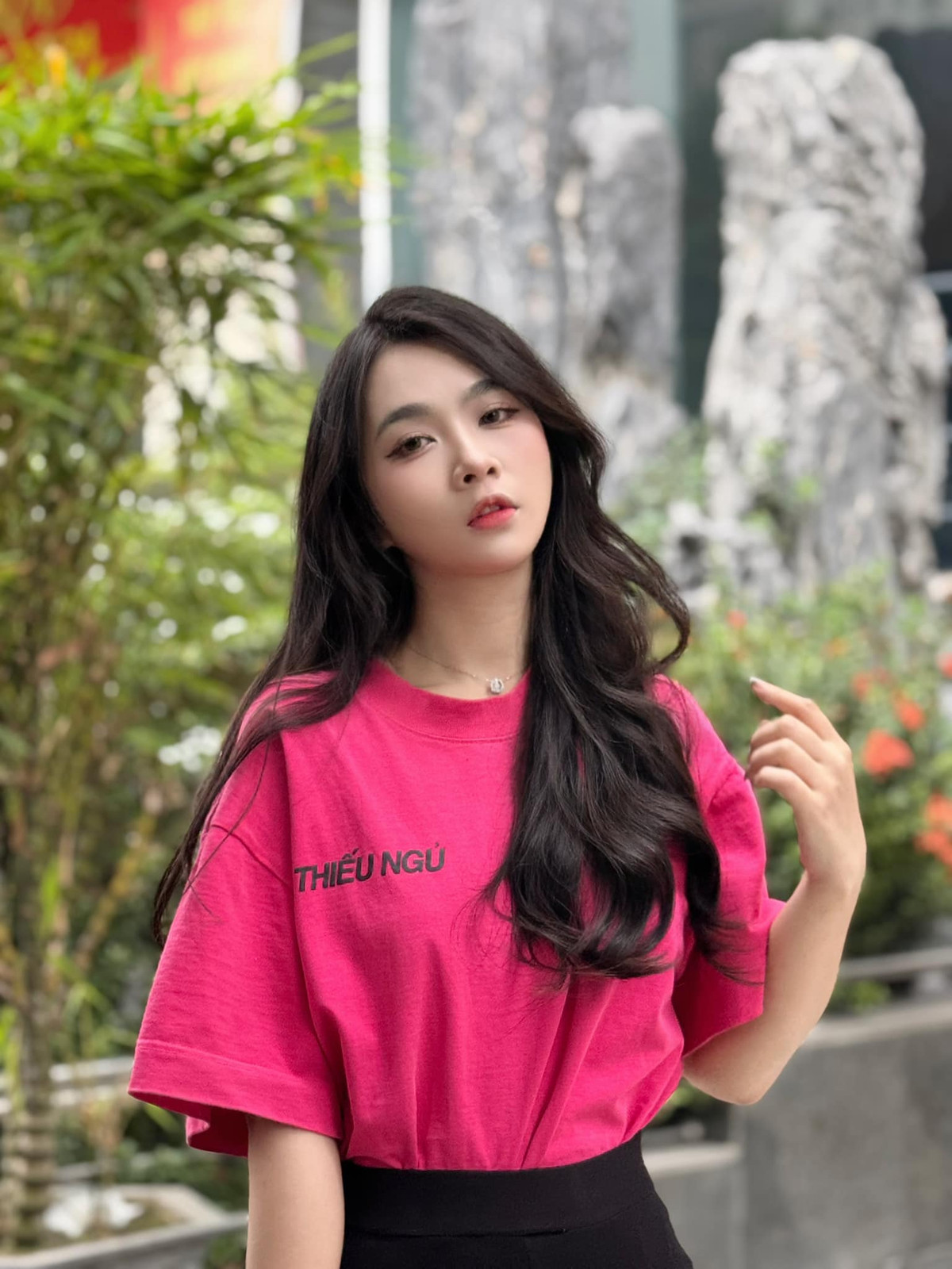 Với Châu Mòe, đóng phim là trải nghiệm thú vị. Cô hy vọng sẽ nhận được sự đón nhận và ủng hộ từ cư dân mạng trong ngày phim chính thức "trình làng".