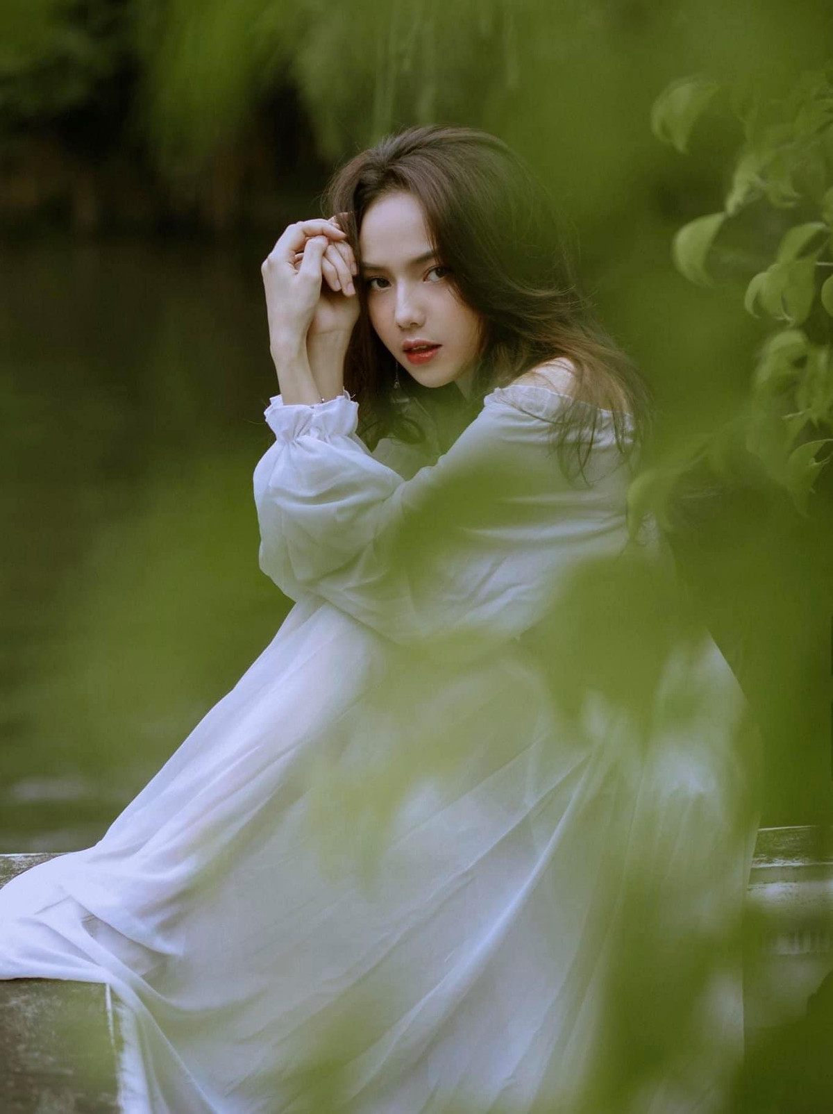 Trong những bức ảnh đời thường, Quỳnh Trang cũng rất xinh xắn và cuốn hút.