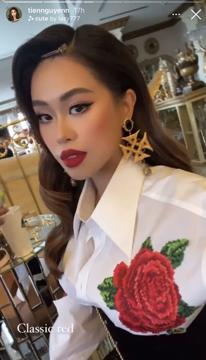 Theo những gì Tiên Nguyễn chia sẻ thì có vẻ như cô và mẹ còn làm hẳn một photoshoot tại biệt thự ven sông Sài Gòn của gia đình.