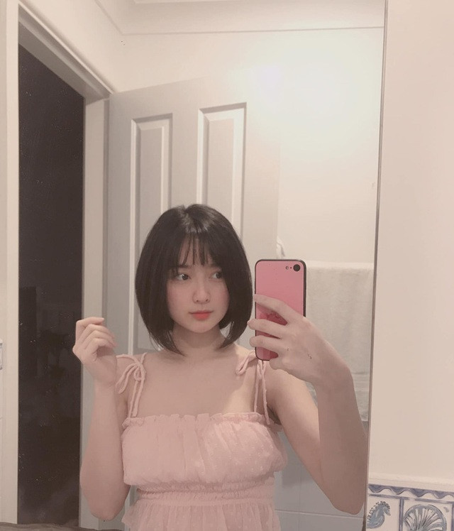 Dù thay đổi nhưng "Hot girl ảnh thẻ" sở hữu gương mặt xinh như thiên thần.