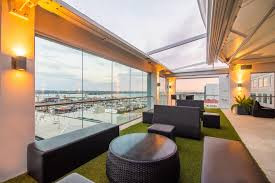 Sau khi di chuyển đến New Zealand, đội tuyển nữ Việt Nam sẽ có hơn 10 ngày để chuẩn cho World Cup nữ 2023. Trong thời gian này, đoàn quân của HLV Mai Đức Chung sẽ có 2 trận giao hữu gặp đội tuyển nữ New Zealand (10.7) và đội tuyển nữ Tây Ban Nha (14.7).