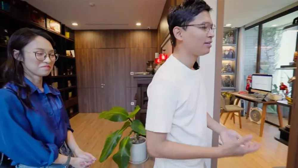 Cạnh phòng làm việc của "anh da nâu" VTV là phòng sách.