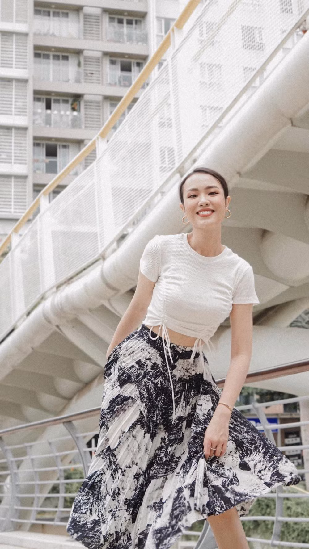 Suốt 3 năm qua, Thủy Tiên vẫn tiếp tục duy trì việc ăn uống, thói quen tập luyện khoa học để giữ gìn cũng như “đúc” dáng cân đối hơn.