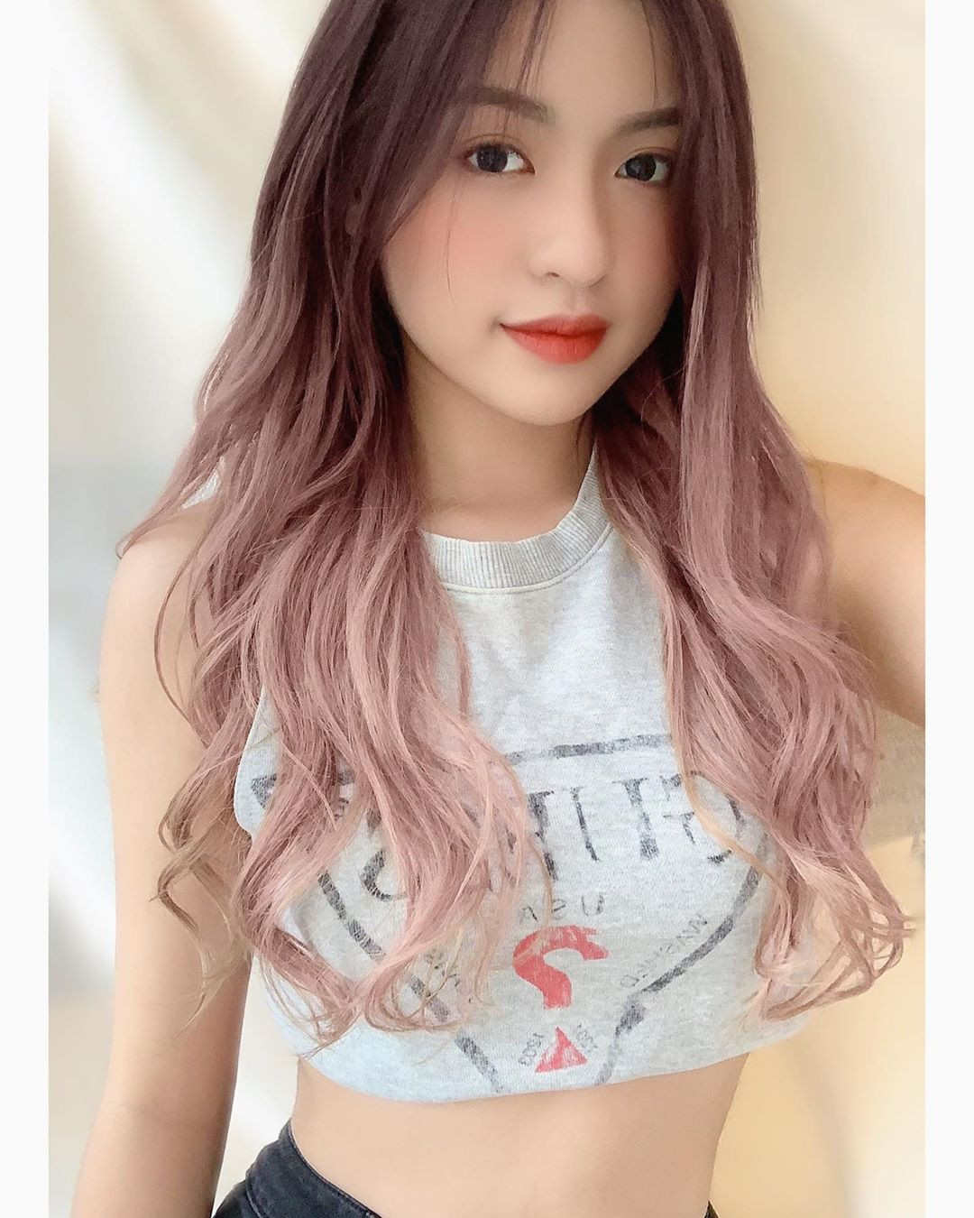 Có người xuýt xoa ao ước nhưng cũng không ít ý kiến cho rằng Trần Thanh Tâm có dùng photoshop can thiệp nhẹ.