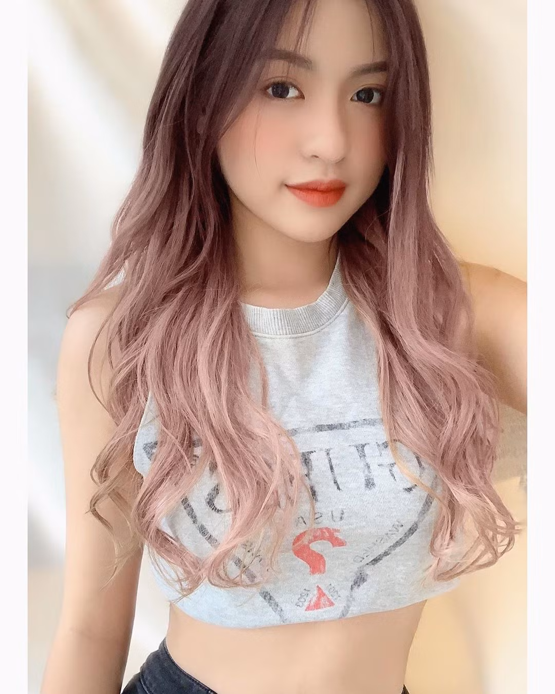 Có người xuýt xoa ao ước nhưng cũng không ít ý kiến cho rằng Trần Thanh Tâm có dùng photoshop can thiệp nhẹ.