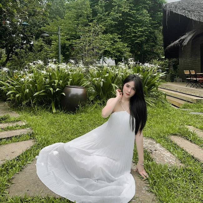 Có thể thấy, sau khi lấy chồng, nhan sắc của Dương Thu Giang ngày càng trở nên đằm thắm.