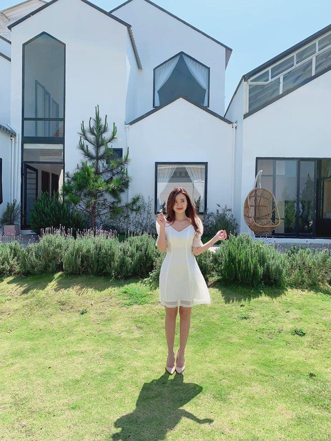 idu cũng từng tâm sự, cô hài lòng với cuộc sống hiện tại nên không đặt nặng chuyện yêu đương nữa.